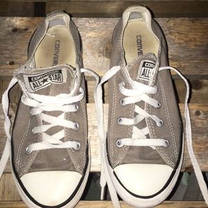 Low top grey Converse